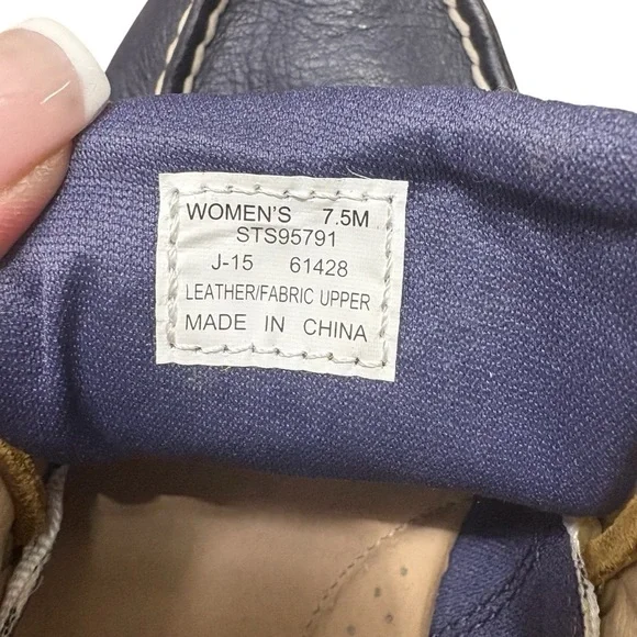 SPERRY Koifish Casual Boat Shoes in Navy/Tan Size 7.5 — Perfect for Summer!!! - Picture 9 of 9